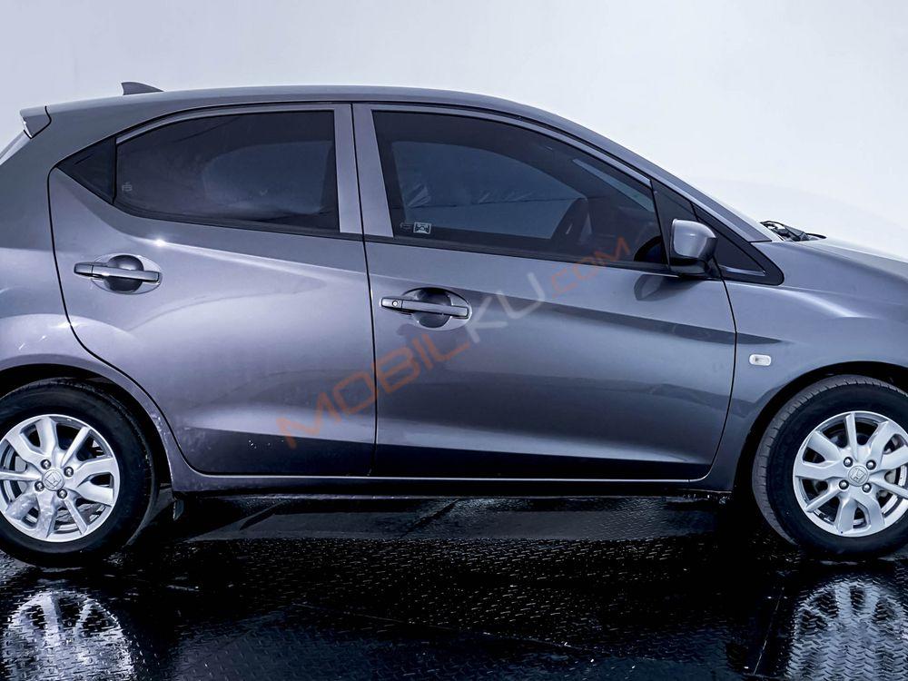 Mobil Honda Brio 2022