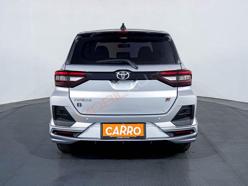 Mobil Toyota Raize 2021