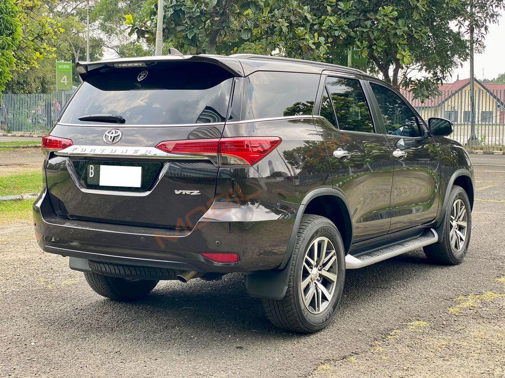 Mobil Toyota Fortuner 2016