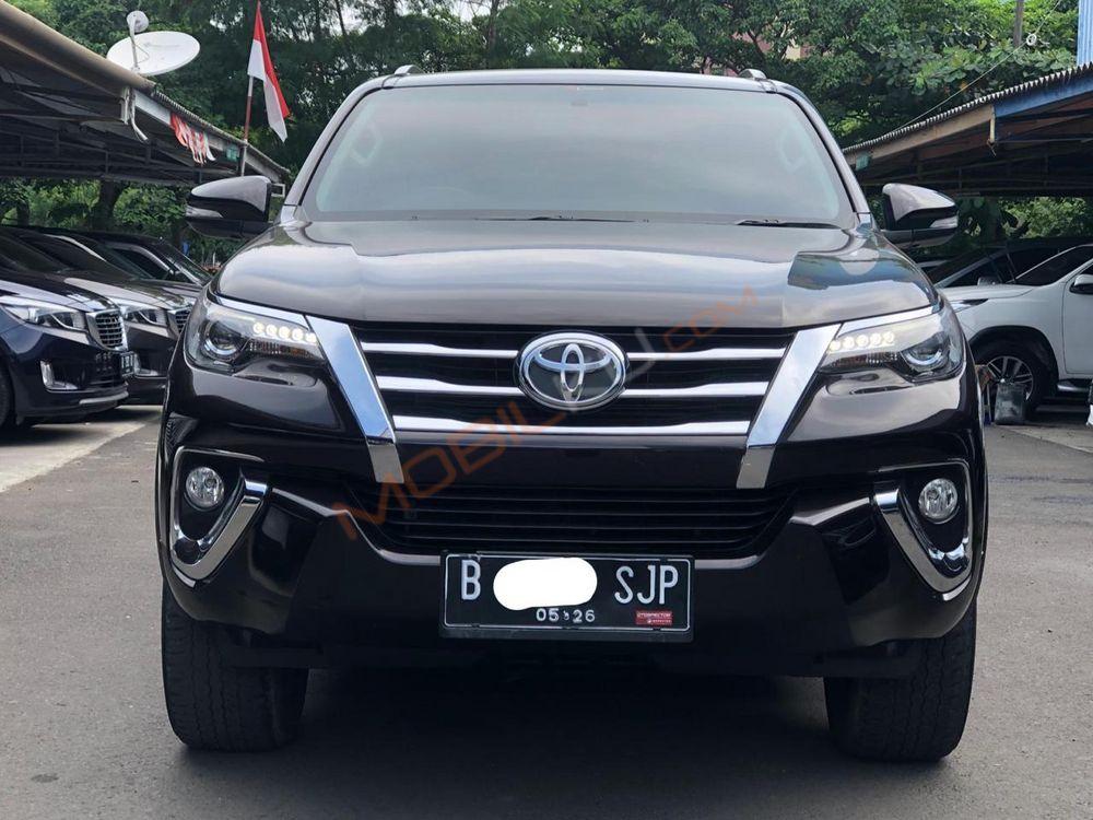Mobil Toyota Fortuner 2016