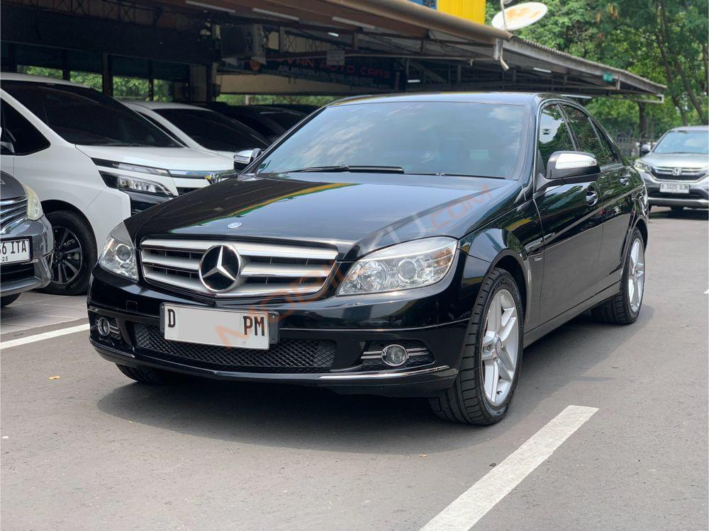 Mobil Mercedes-Benz C-Class 2008