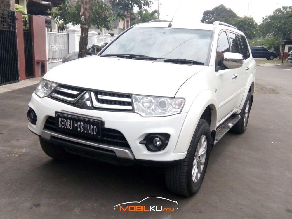 Mobil Mitsubishi Pajero Sport 2014