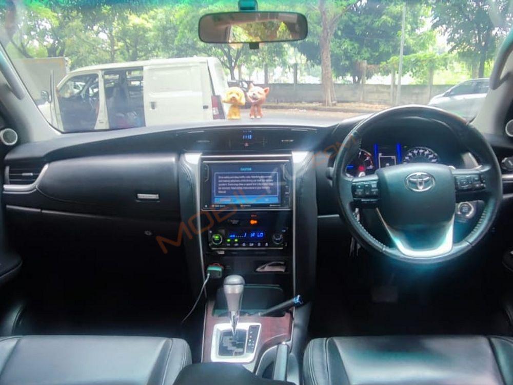 Mobil Toyota Fortuner 2020