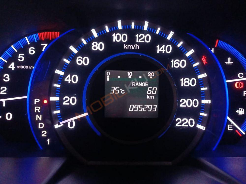 Mobil Honda Odyssey 2012