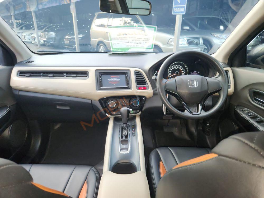 Mobil Honda HR-V 2017