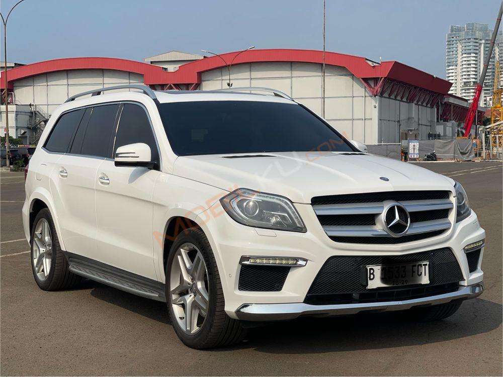 Mobil Mercedes-Benz GL 2014