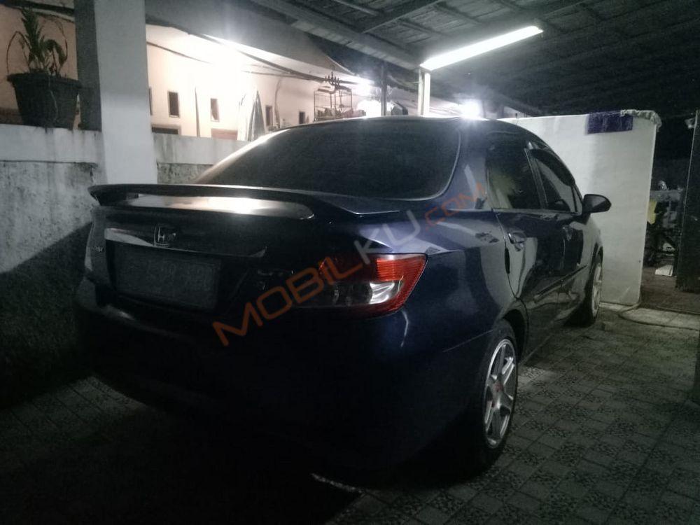 Mobil Honda City Sedan 2003
