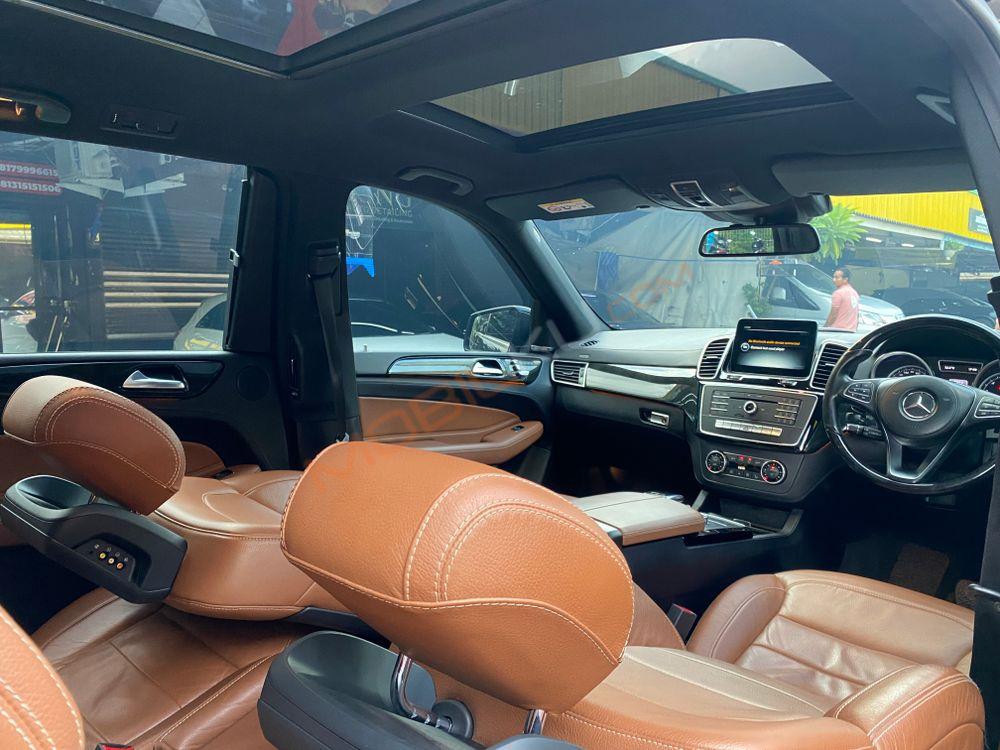 Mobil Mercedes-Benz GLS 2017