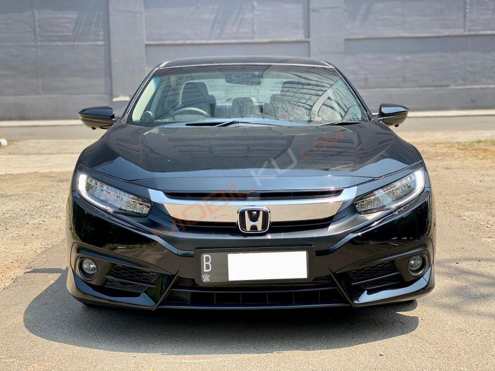 Mobil Honda Civic Sedan 2017