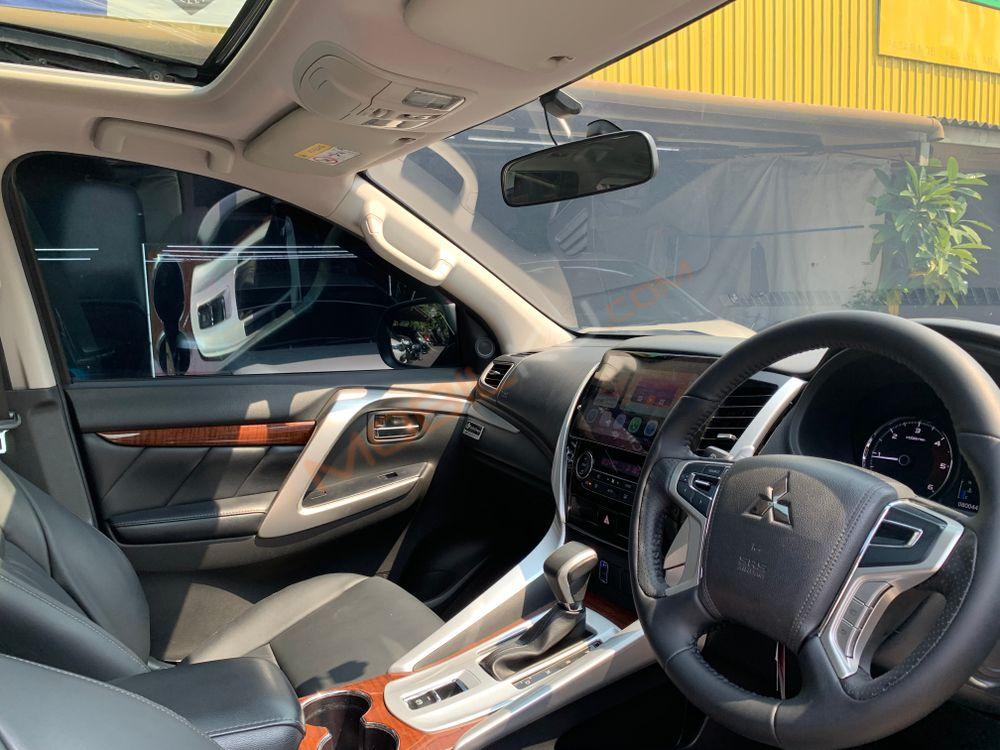 Mobil Mitsubishi Pajero Sport 2016