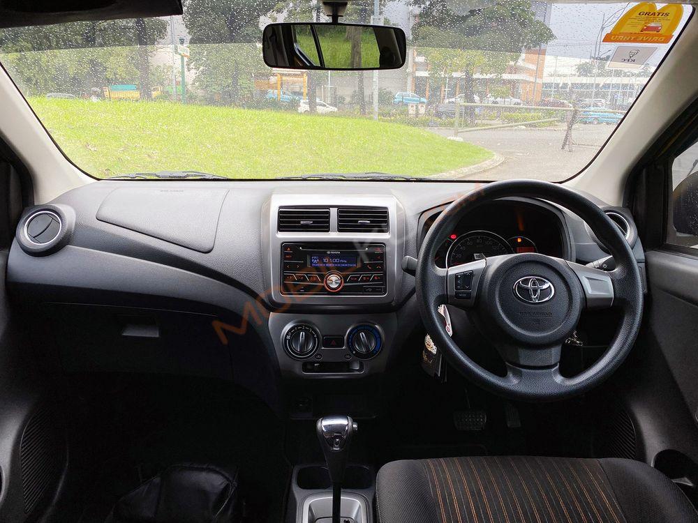 Mobil Toyota Agya 2019