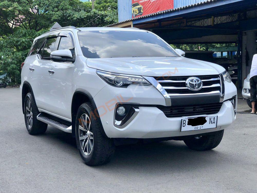 Mobil Toyota Fortuner 2017