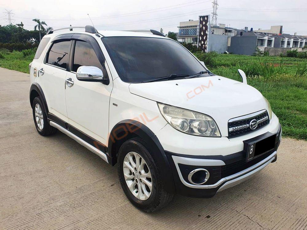 Mobil Daihatsu Terios 2014