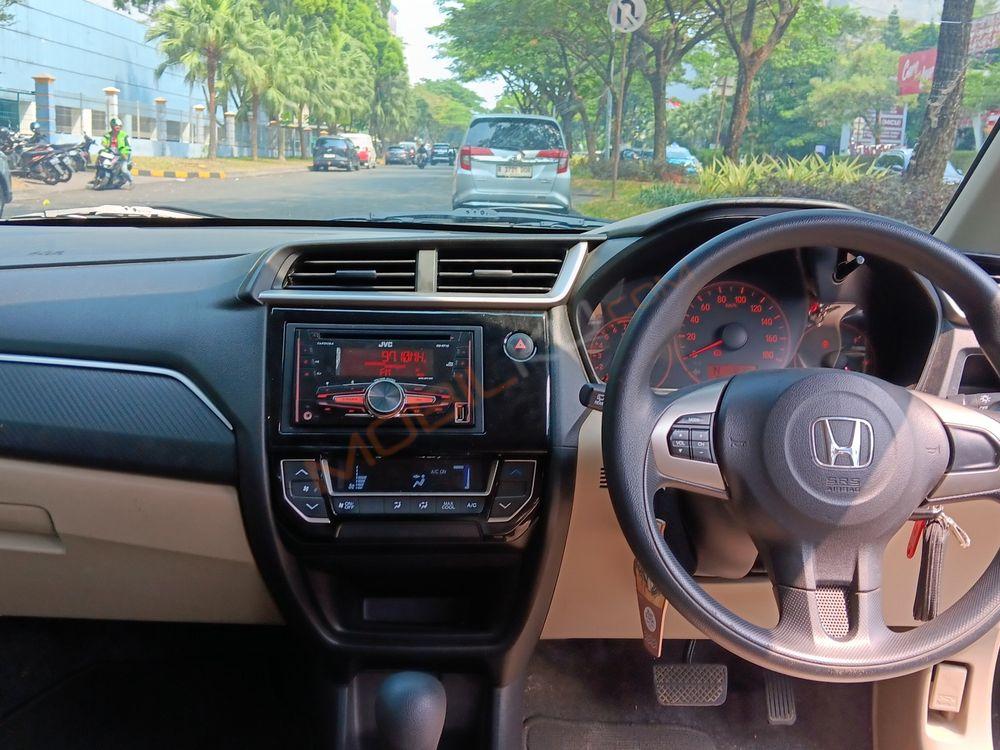 Mobil Honda Brio 2018