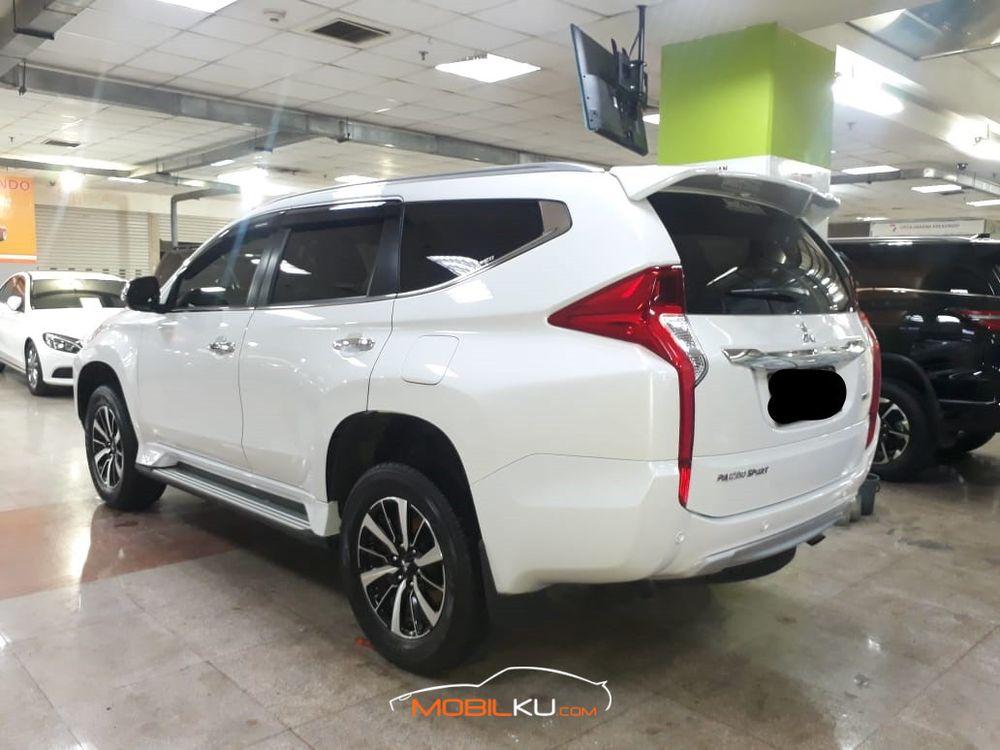 Mobil Mitsubishi Pajero Sport 2018