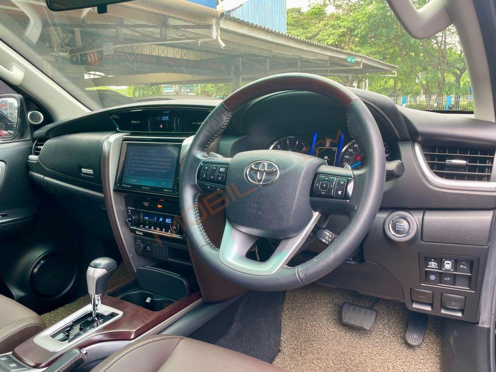 Mobil Toyota Fortuner 2018