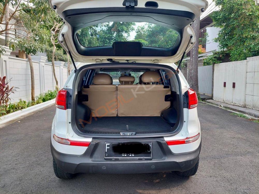 Mobil Kia Sportage 2014