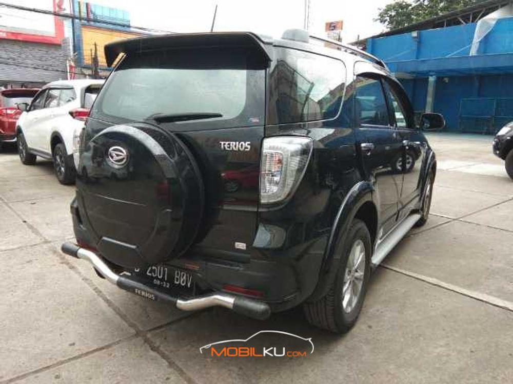Mobil Daihatsu Terios 2017