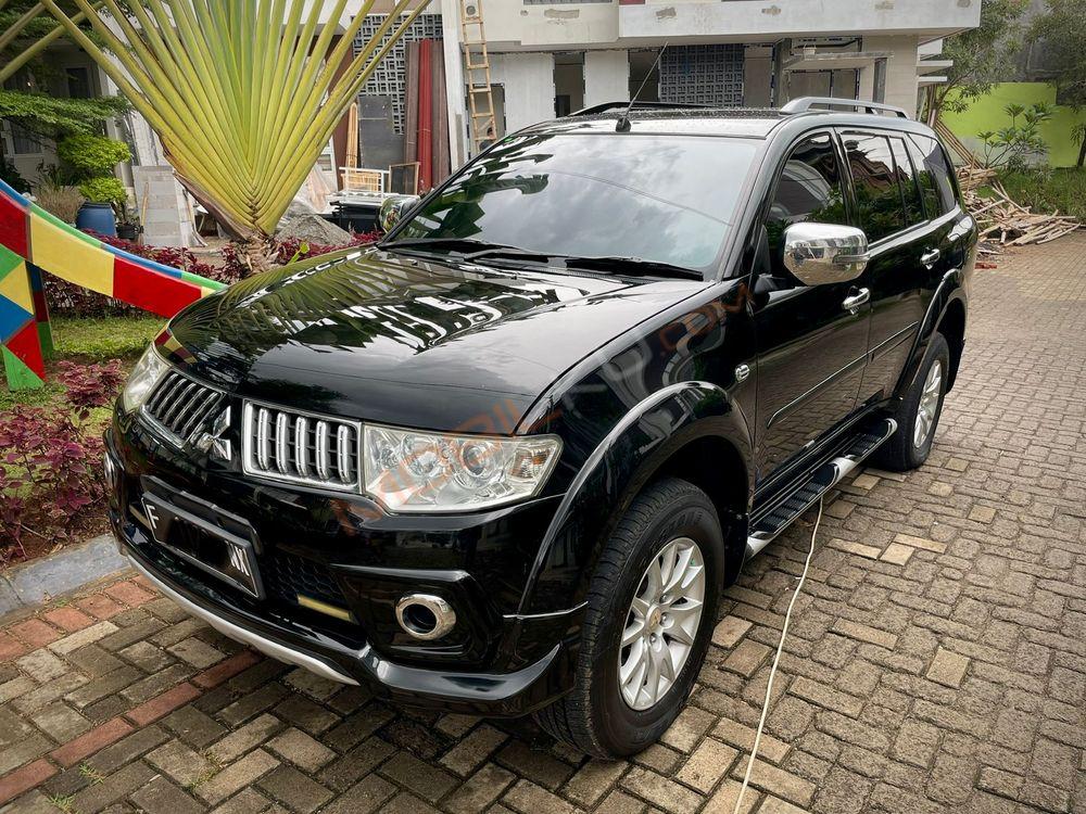 Mobil Mitsubishi Pajero Sport 2013