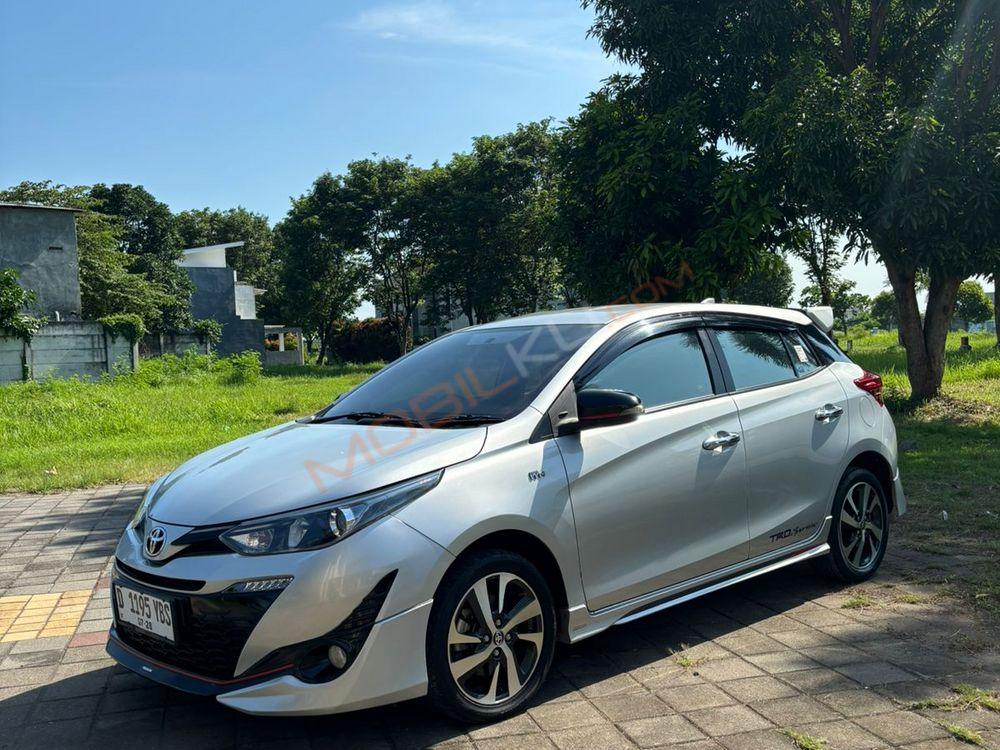 Mobil Toyota Yaris 2018