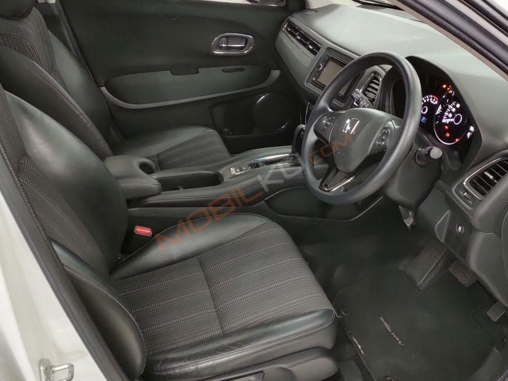 Mobil Honda HR-V 2016