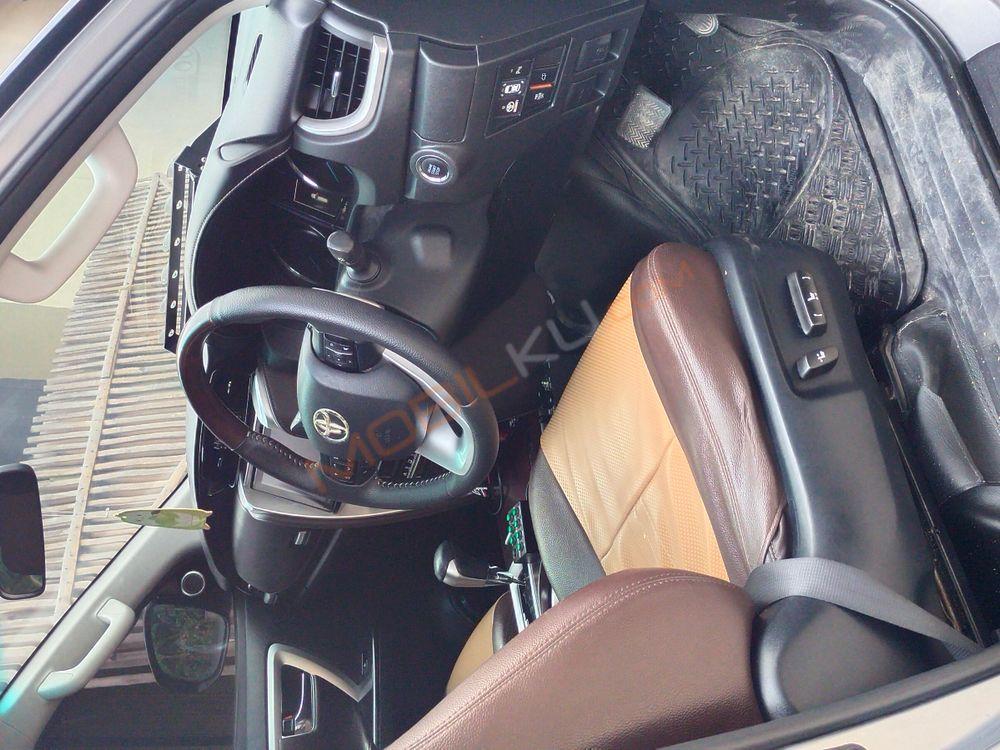 Mobil Toyota Fortuner 2016