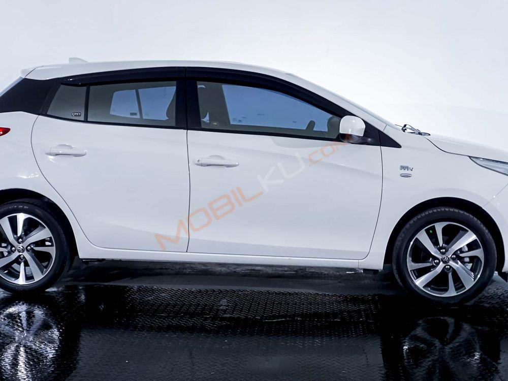 Mobil Toyota Yaris 2020