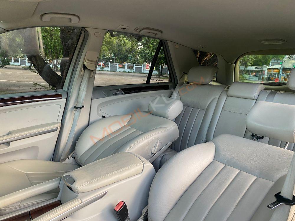 Mobil Mercedes-Benz ML 2006