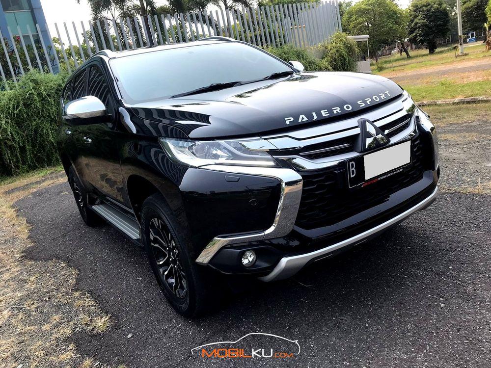 Mobil Mitsubishi Pajero Sport 2018