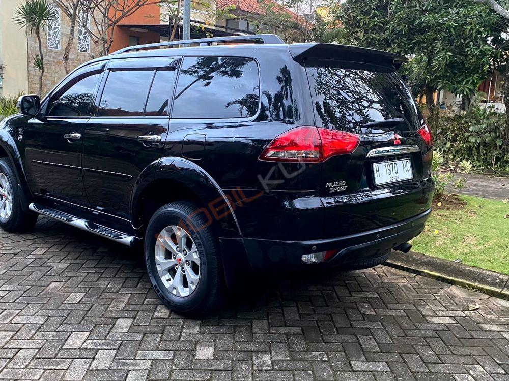 Mobil Mitsubishi Pajero Sport 2013
