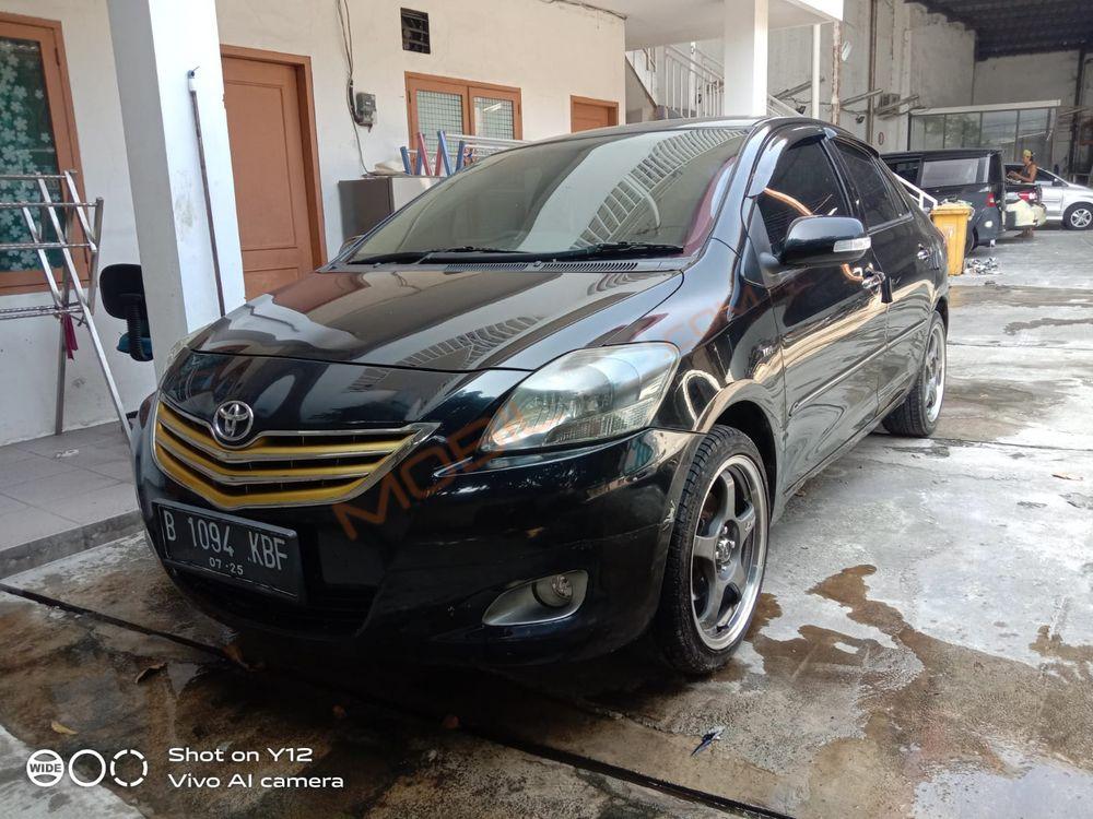 Mobil Toyota Vios 2012