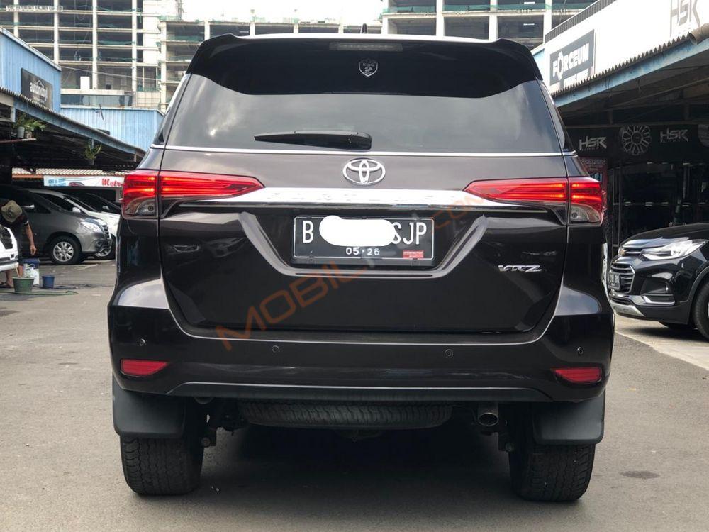 Mobil Toyota Fortuner 2016