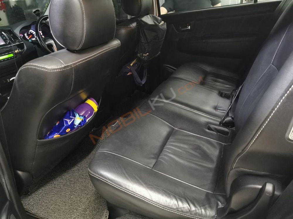 Mobil Toyota Fortuner 2015