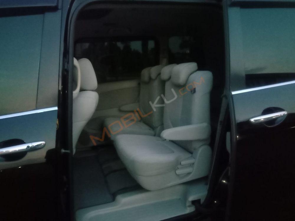 Mobil Mazda Biante 2012