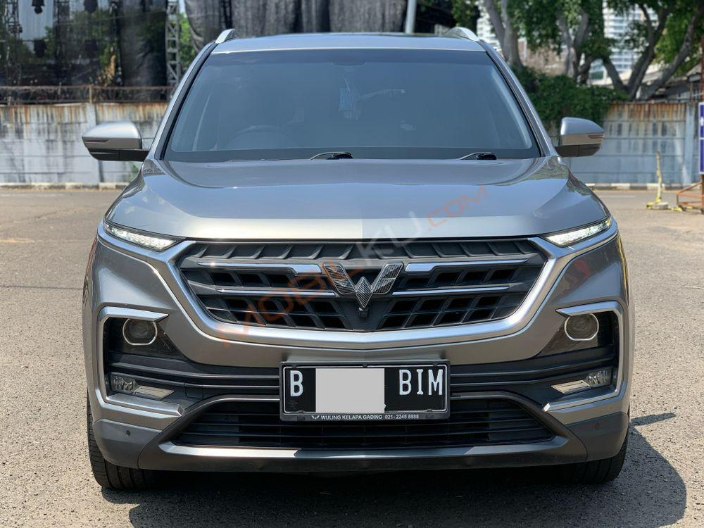 Mobil Wuling Almaz 2019