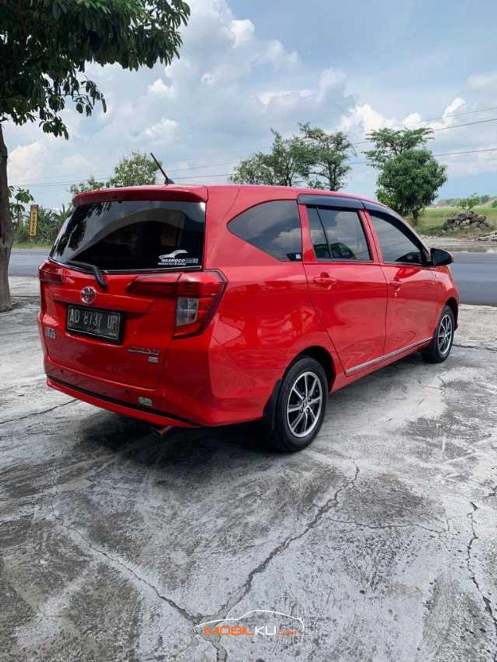 Mobil Toyota Calya 2018