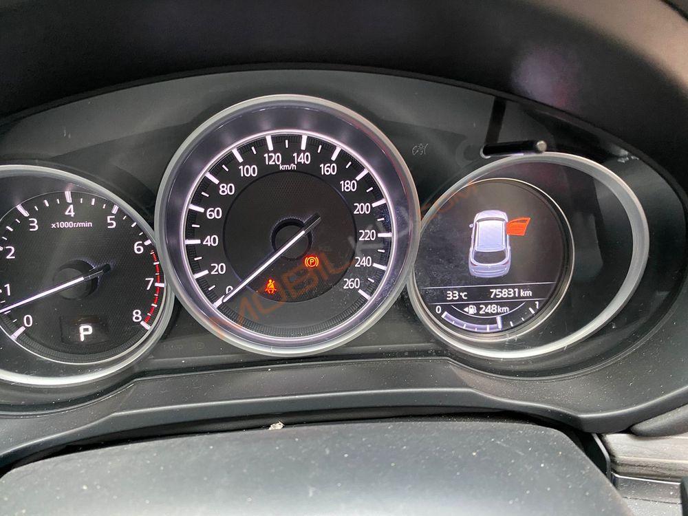 Mobil Mazda CX-5 2018