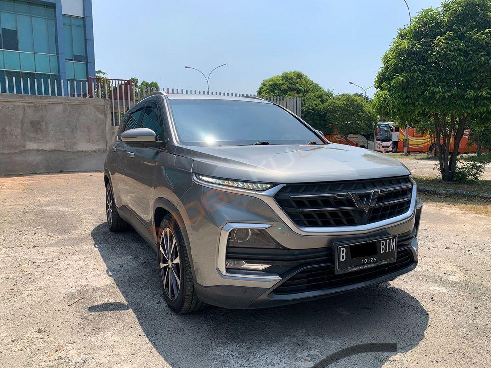 Mobil Wuling Almaz 2019