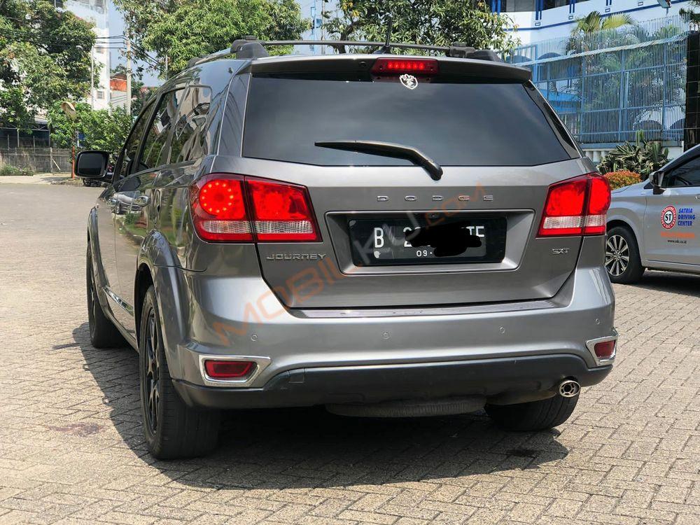 Mobil Dodge Journey 2013