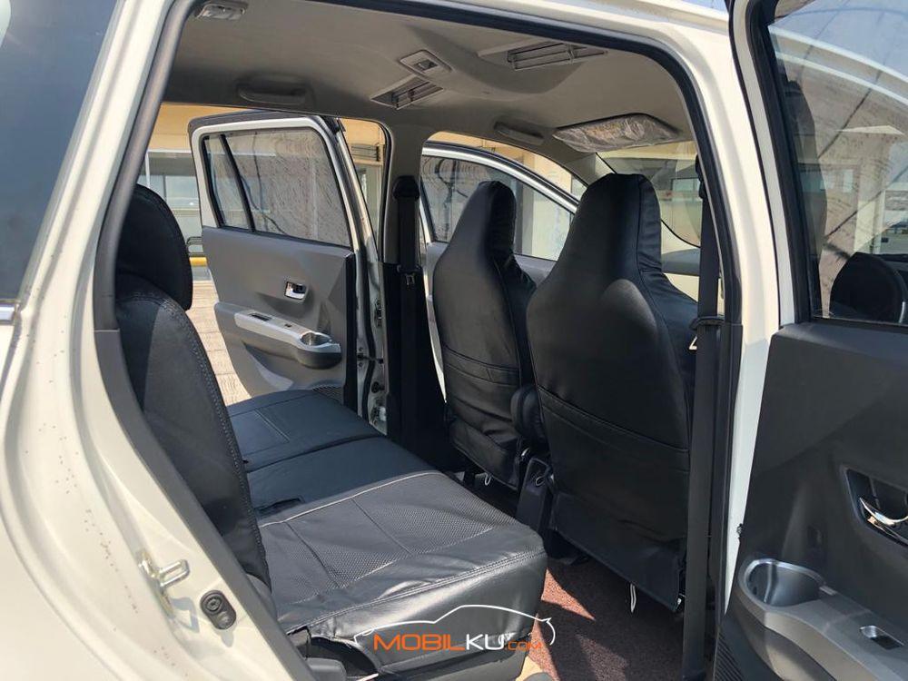 Mobil Daihatsu Sigra 2019