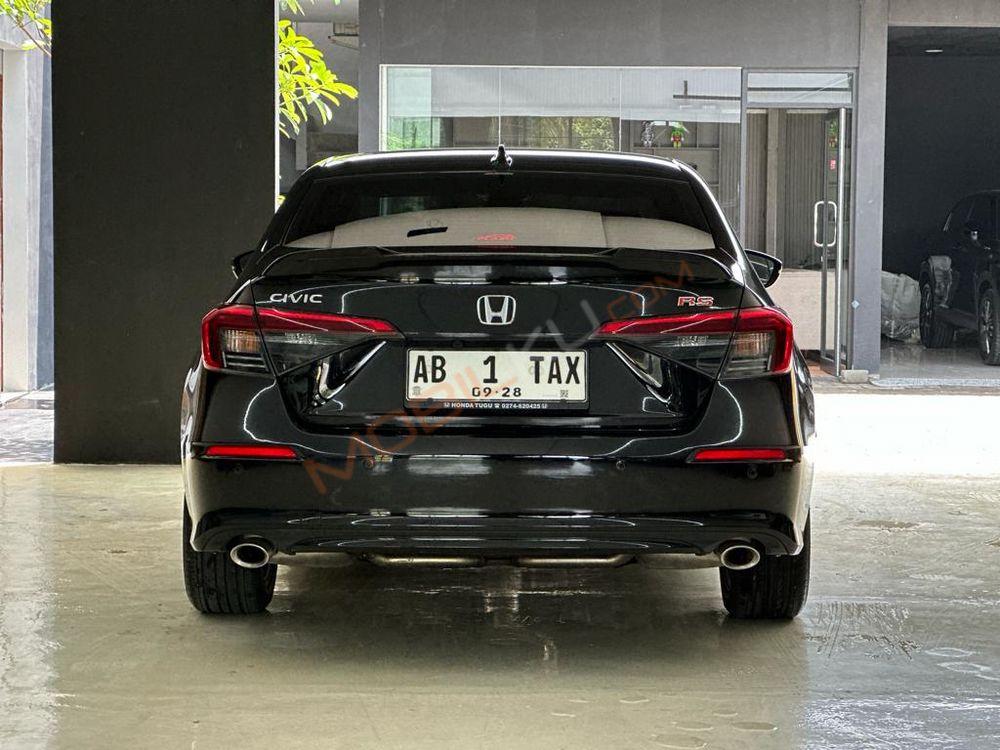 Mobil Honda Civic Sedan 2023