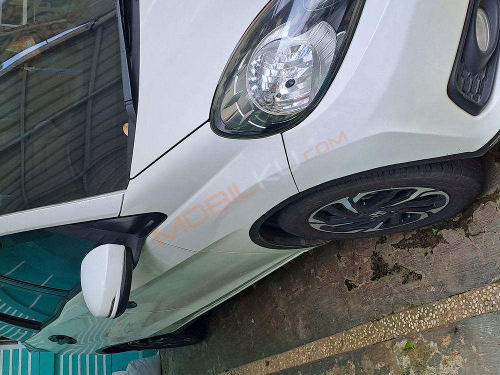 Mobil Honda Mobilio 2016