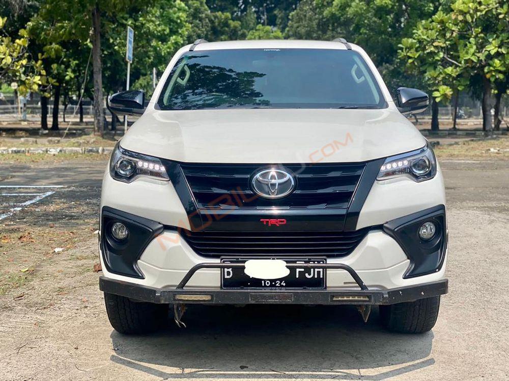 Mobil Toyota Fortuner 2019