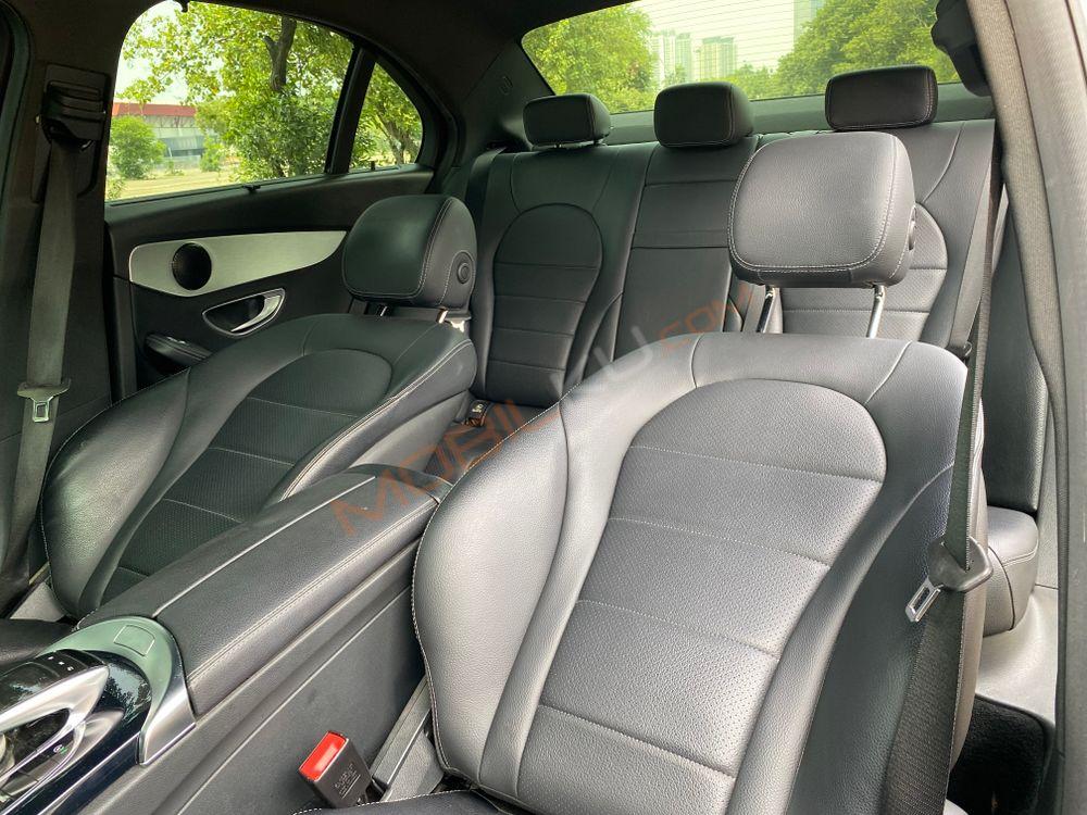 Mobil Mercedes-Benz C-Class 2018