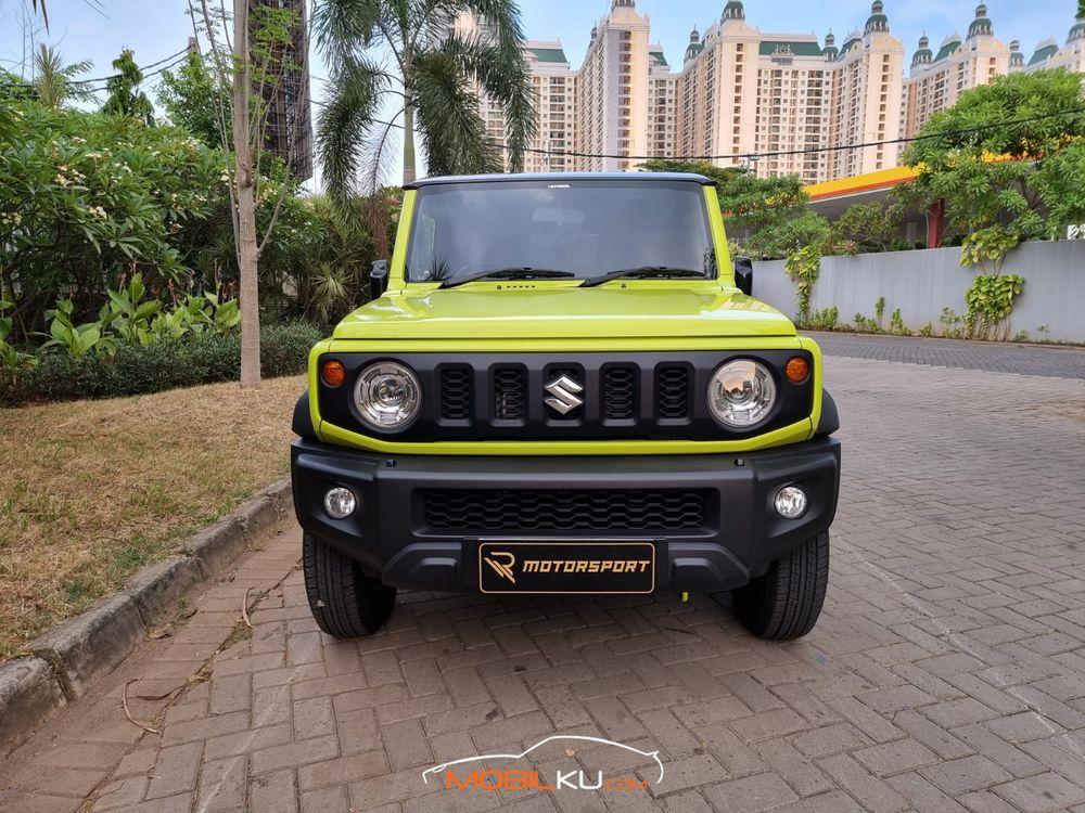 Mobil Suzuki Jimny 2020