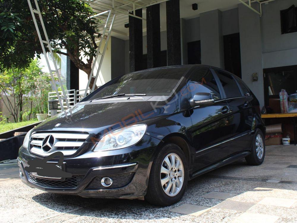 Mobil Mercedes-Benz B-Class 2010
