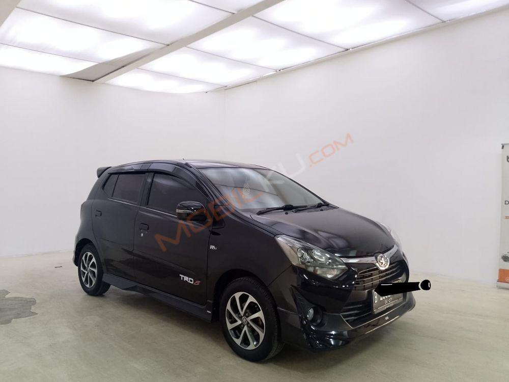 Mobil Toyota Agya 2017