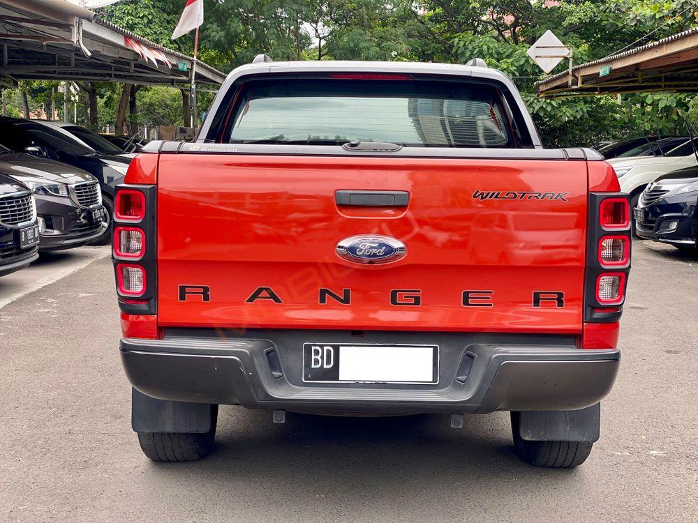 Mobil Ford Ranger 2014