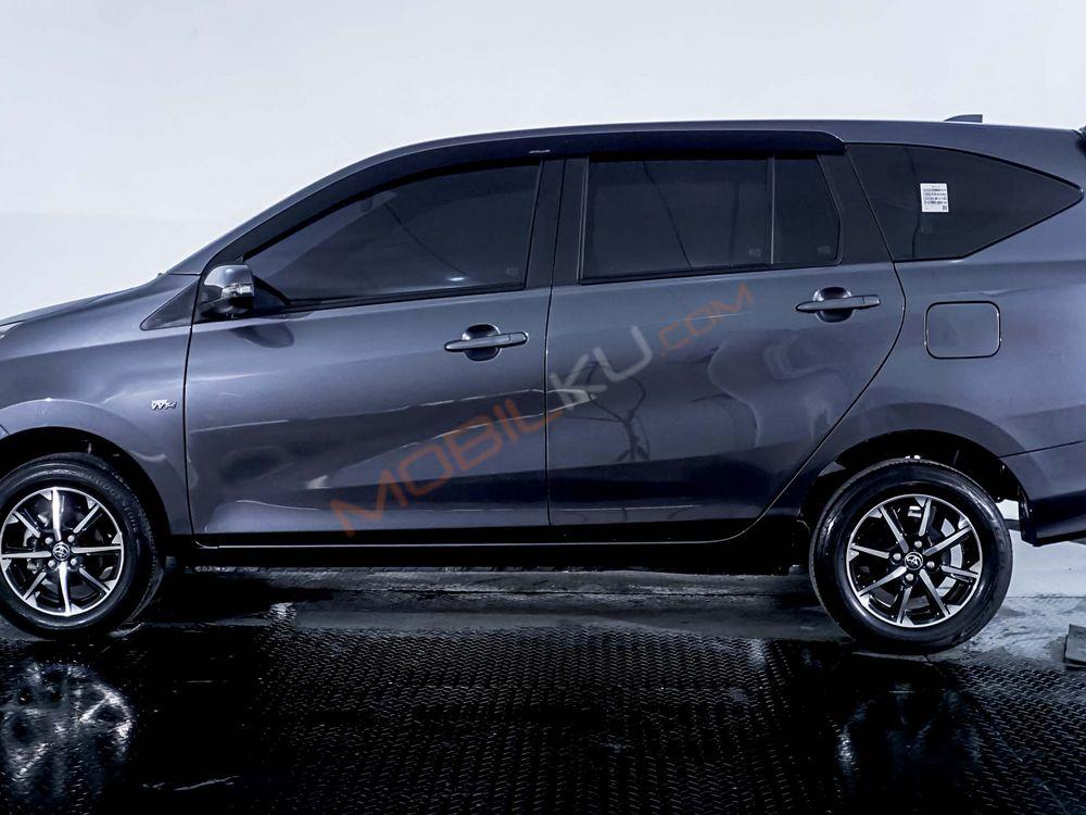 Mobil Toyota Calya 2023