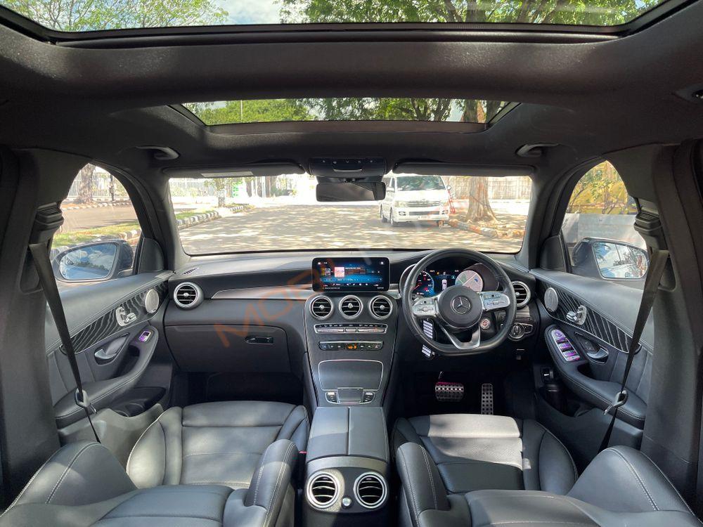 Mobil Mercedes-Benz GLC 2022
